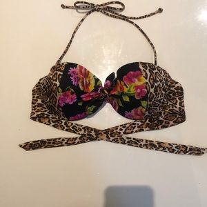 Victoria’s Secret Bikini Top